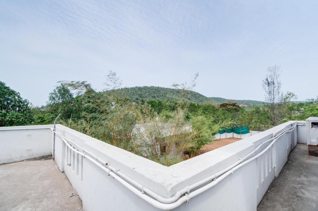 Collection O Palm Exotica Visakhapatnam Exterior foto